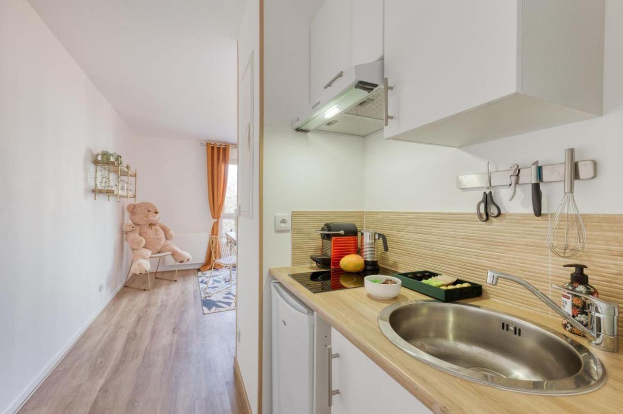 Suite Love Jacuzzi Montévrain Exterior foto